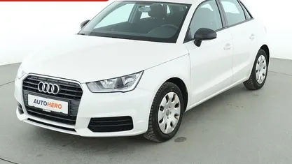 Gebraucht Audi A1 Sportback Comfort 95 PS (69 kW) 2016 Weiß Kleinwagen