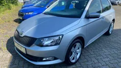 Stribrna brilliant/ brilliantsilber Gebraucht 2018 Skoda Fabia Limousine | 7.950 € (Fairer Preis)