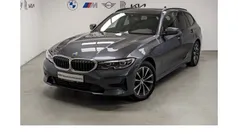 Grau Gebraucht 2022 BMW 320 Kombi | 25.870 € (Fairer Preis)