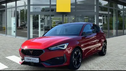 Używany Cupra Leon 150 KM (110 kW) 2024 Czerwony Kombi