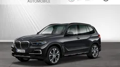 Arktikgrau brillanteffekt metallic Gebraucht 2022 BMW X5 SUV | 56.890 € (Fairer Preis)