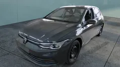 Grau Gebraucht 2022 VW Golf VIII Life Limousine | 23.750 € (Fairer Preis)