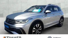 Silber Gebraucht 2022 VW Tiguan R-line SUV | 38.690 € (Fairer Preis)
