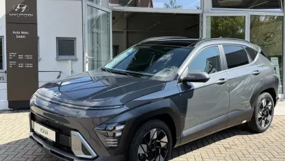 Neu Hyundai Kona Trend 150 PS (110 kW) 2026 Mirage green SUV
