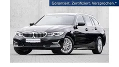 Schwarz Gebraucht 2022 BMW 330e Sport Line Kombi | 29.990 € (Fairer Preis)