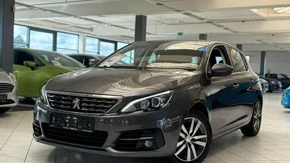 Gebraucht Peugeot 308 Allure 132 PS (97 kW) 2019 Grau Limousine
