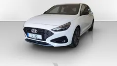 Atlas white / sol Gebraucht 2024 Hyundai i30 Advantage Limousine | 22.990 € (Fairer Preis)