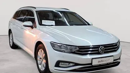 Gebraucht VW Passat Business 150 PS (110 kW) 2022 Kombi