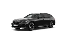 Saphirschwarz metallic Gebraucht 2025 BMW 540 Performance Kombi | 74.390 € (Fairer Preis)