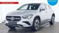 Lack hightechsilber Gebraucht 2024 Mercedes GLA180 Advanced SUV | 34.680 € (Guter Preis)