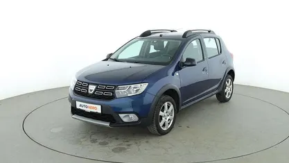 Gebraucht Dacia Sandero Celebration 90 PS (66 kW) 2018 Blau Limousine