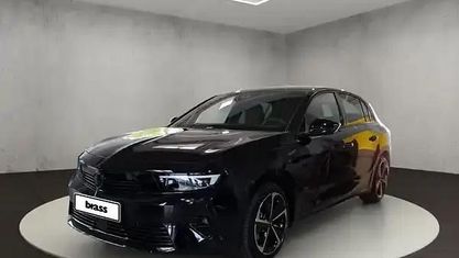 Używany Opel Astra 136 KM (100 kW) 2024 Czarny Sedan/Limuzyna