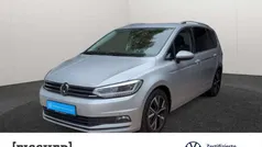Silber Gebraucht 2021 VW Touran Highline Van / Kleinbus | 30.876 € (Fairer Preis)