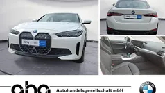 Weiß Gebraucht 2023 BMW i4 Sport Line Limousine | 35.860 € (Superpreis)