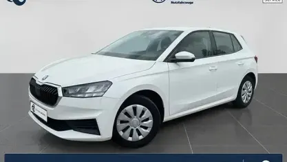 Gebraucht Skoda Fabia Active 80 PS (58 kW) 2022 Weiß Kleinwagen