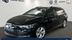Schwarz Gebraucht 2021 VW Golf VIII Style Kombi | 25.399 € (Fairer Preis)
