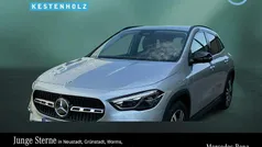 Lack hightechsilber Gebraucht 2025 Mercedes GLA180 Progressive SUV | 39.950 € (Fairer Preis)