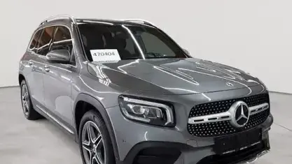 Gebraucht Mercedes GLB200 AMG line 150 PS (110 kW) 2023 Mountaingrau metallic SUV