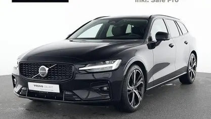 Schwarz Gebraucht 2025 Volvo V60 Plus Kombi | 37.990 € (Fairer Preis)