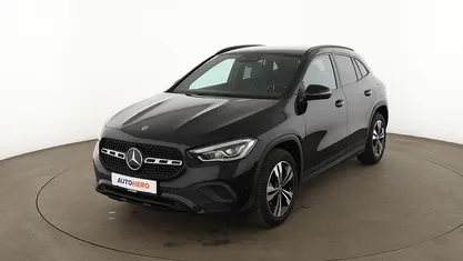 Gebraucht Mercedes GLA200 Progressive 163 PS (119 kW) 2021 Schwarz SUV