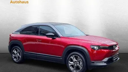 Rot Gebraucht 2020 Mazda MX30 Ad'Vantage SUV | 14.980 € (Fairer Preis)
