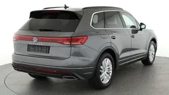 Silizium grau metallic Gebraucht 2025 VW Touareg Elegance SUV | 68.045 € (Guter Preis)