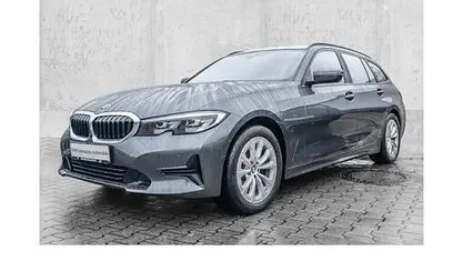 Gebraucht BMW 318 Advantage 150 PS (110 kW) 2021 Kombi