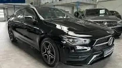 Gebraucht Mercedes CLA250e Shooting Brake AMG 160 PS (117 kW) 2023 Schwarz Kombi