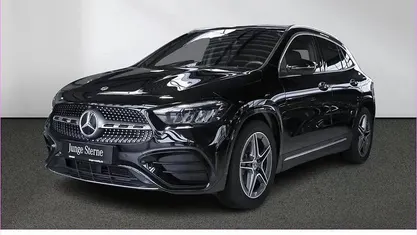Gebraucht Mercedes GLA200 AMG 163 PS (119 kW) 2024 Schwarz SUV