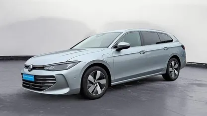 Gebraucht VW Passat Business 204 PS (150 kW) 2025 Limousine