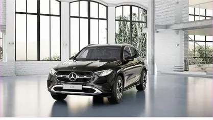 Gebraucht Mercedes GLC300e Avantgarde 333 PS (244 kW) 2025 SUV
