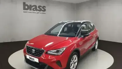 Gebraucht Seat Arona FR 116 PS (85 kW) 2024 Desire rot metallic / midnight schwarz metallic SUV