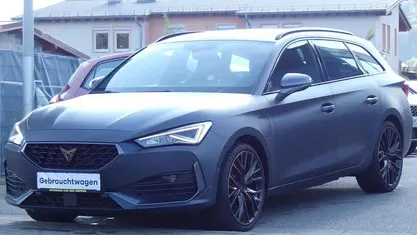 Grau Gebraucht 2021 Cupra Leon Kombi | 19.880 € (Guter Preis)