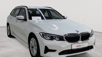 Gebraucht BMW 318 Sport Line 150 PS (110 kW) 2022 Alpinweiß Kombi