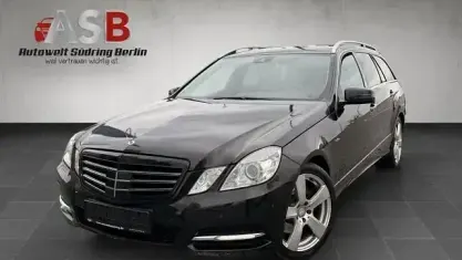 Gebraucht Mercedes E250 204 PS (150 kW) 2011 Schwarz Kombi