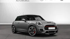 Moonwalk grey metallic Gebraucht 2018 Mini John Cooper Works Kleinwagen | 22.390 € (Fairer Preis)