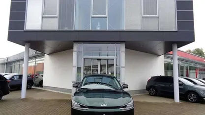 Gebraucht 2025 Kia EV6 Air SUV | 54.390 € (Fairer Preis)