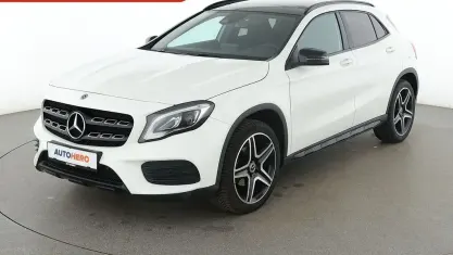 Gebraucht Mercedes GLA200 AMG line 156 PS (114 kW) 2018 Weiß SUV