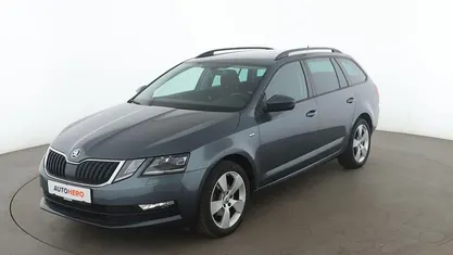 Grau Gebraucht 2018 Skoda Octavia Clever Kombi | 13.050 € (Fairer Preis)