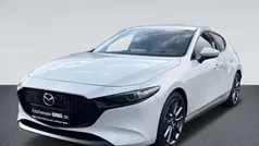 Soul red crystal Gebraucht 2024 Mazda 3 Exclusive-Line Limousine | 24.990 € (Fairer Preis)