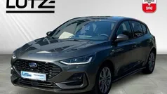 Grau Neu 2025 Ford Focus ST-Line Limousine | 30.650 € (Fairer Preis)