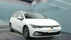 Weiß Gebraucht 2021 VW Golf VIII Style Limousine | 24.599 € (Fairer Preis)