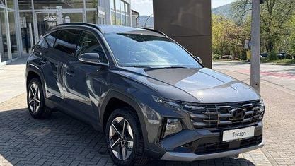Nuova Hyundai Tucson Trend 239 CV (175 kW) 2026 Grigio SUV