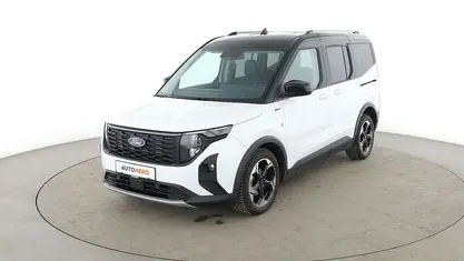 Weiß Gebraucht 2024 Ford Tourneo Courier Active Van / Kleinbus | 26.870 € (Fairer Preis)