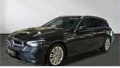 Grau Gebraucht 2023 Mercedes C300 Avantgarde Limousine | 40.220 € (Superpreis)