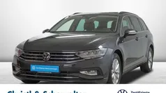 Mangangrau (grey), metallic Gebraucht 2022 VW Passat Business Kombi | 27.884 € (Fairer Preis)