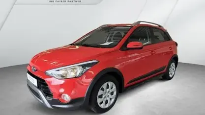 Gebraucht Hyundai i20 Active 101 PS (74 kW) 2019 Rot Kleinwagen