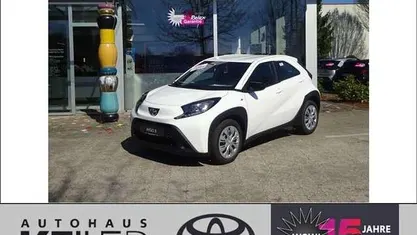 Gebraucht 2025 Toyota Aygo X Business Edition SUV | 18.360 € (Fairer Preis)