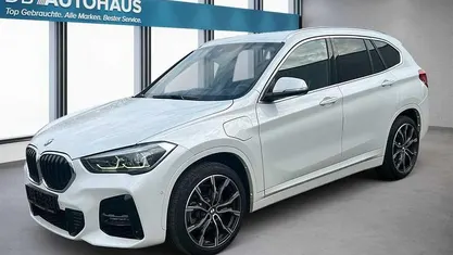 Gebraucht BMW X1 M Sport 220 PS (161 kW) 2021 Weiß SUV