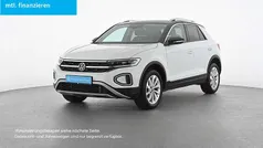 Pure white Gebraucht 2024 VW T-Roc Style SUV | 29.350 € (Fairer Preis)